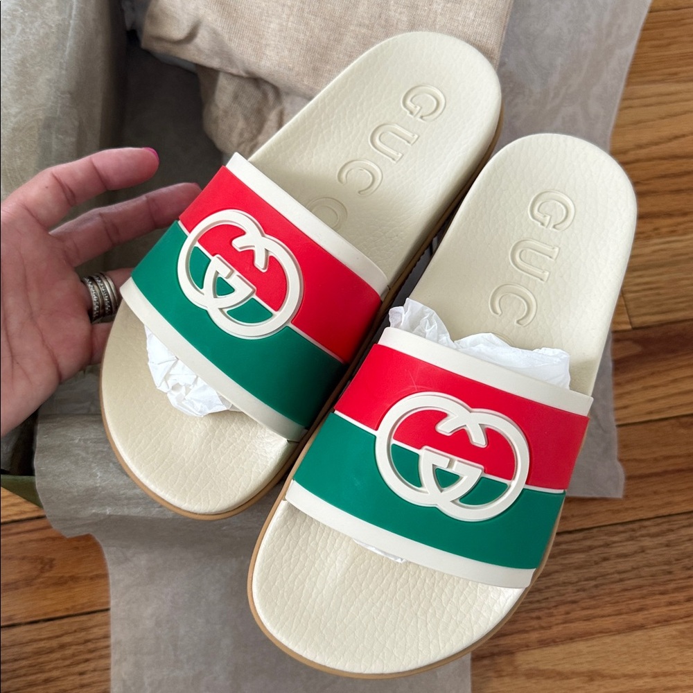 Gucci Cream Slides with Green & Red Web and Gold GG - Picture 2 of 3